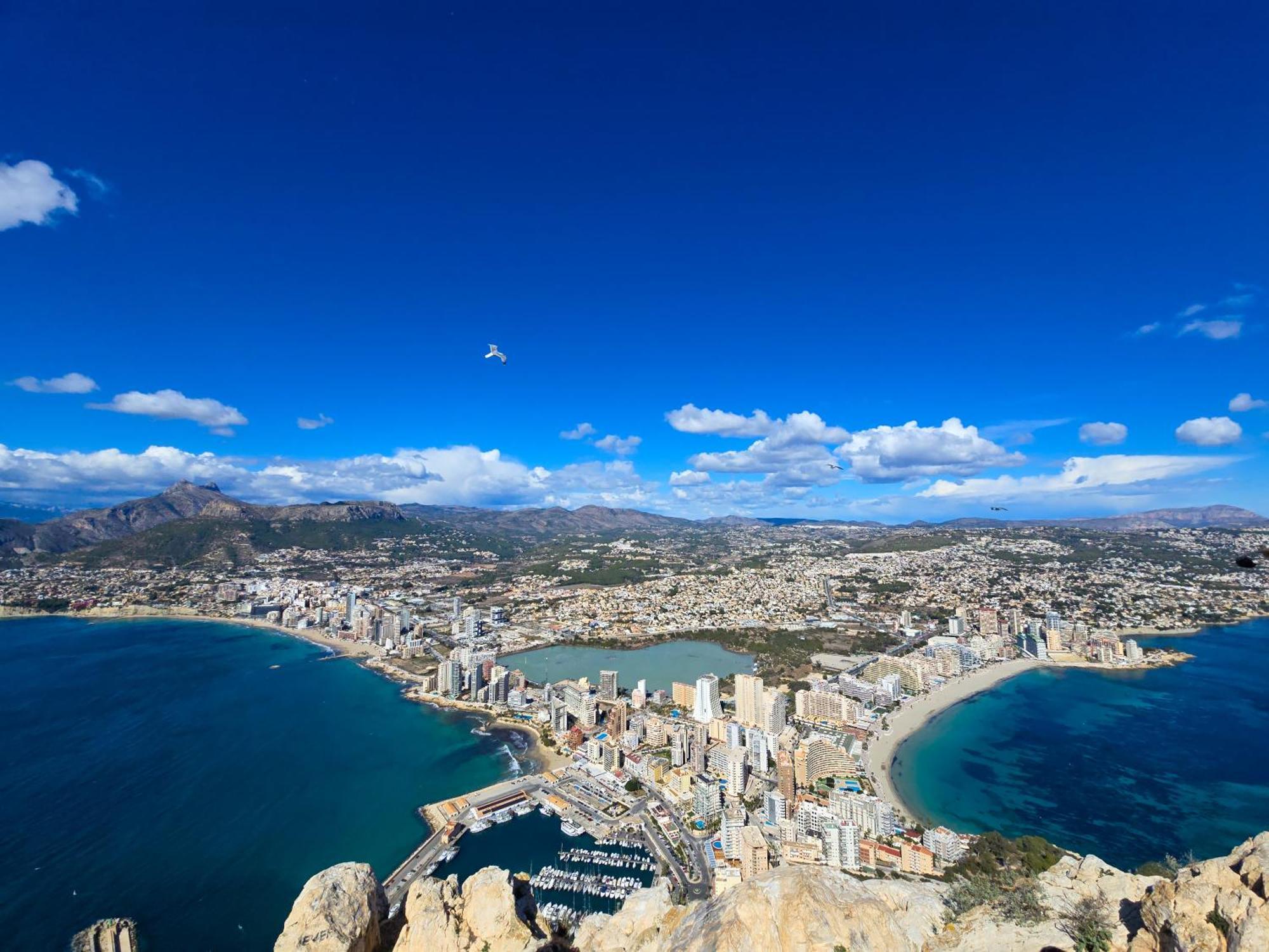 Horizonte Beachfront Apartment Ifach Екстериор снимка